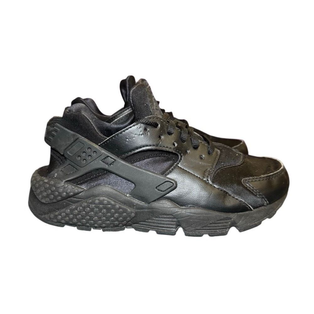 Boys All-Black Athletic Sneakers 6.5